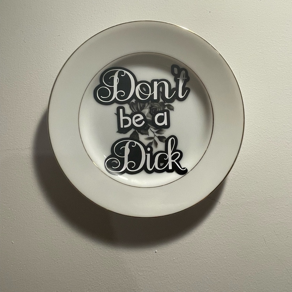 Don’t be a Richard wall decor